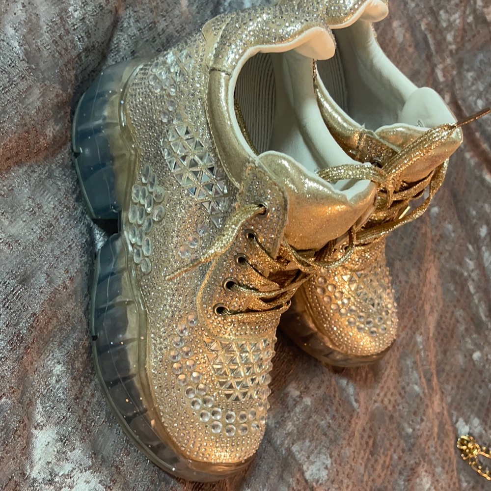 Super sparkly shoes